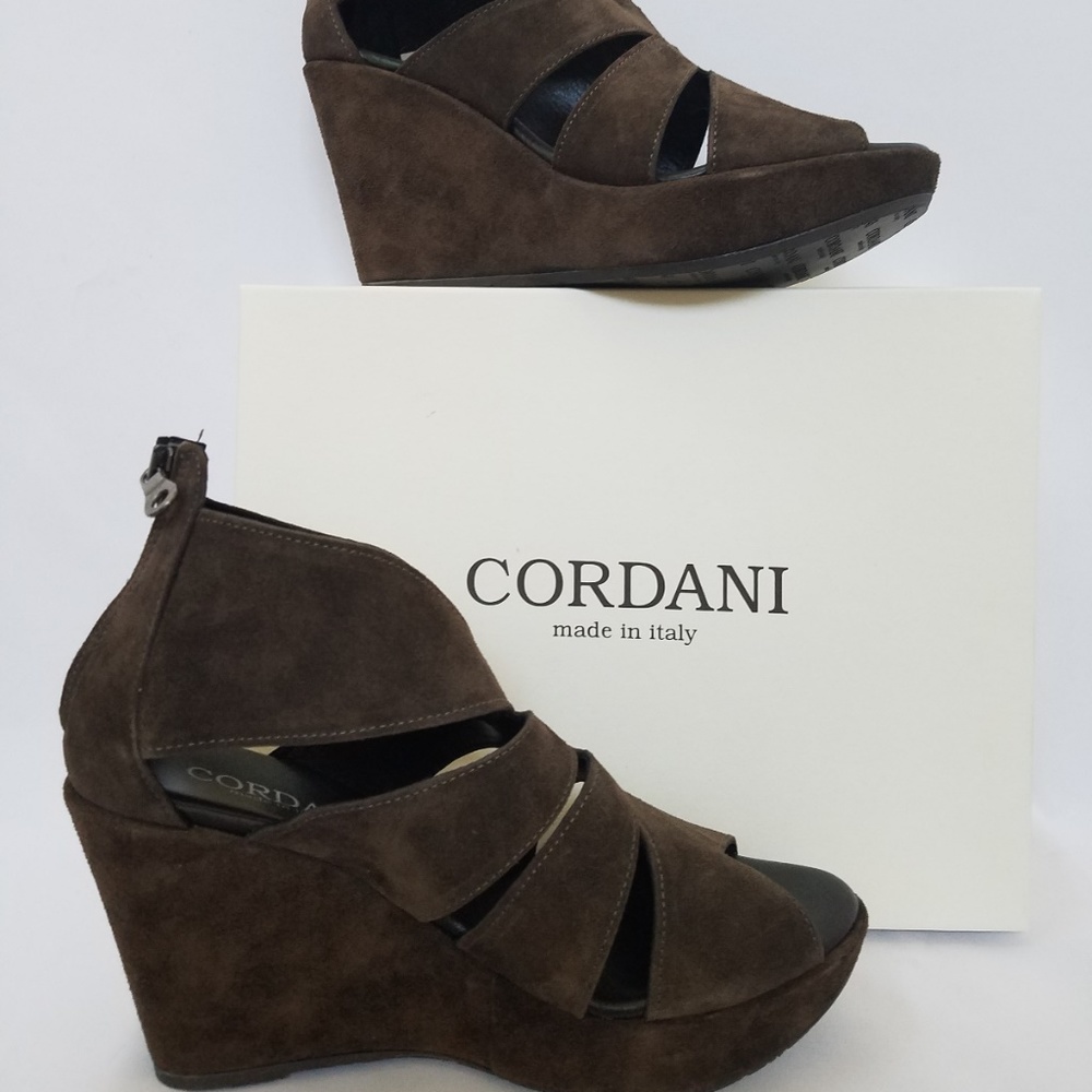 Cordani Women's Rollins Suede Wedge Sandal